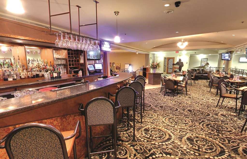 Victoria Inn Hotel And Convention Center Winnipeg Restaurant photo